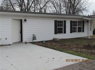 12223 Melody Ln, Grafton, OH 44044