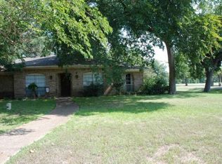 411 SW 4th St, Kerens, TX 75144
