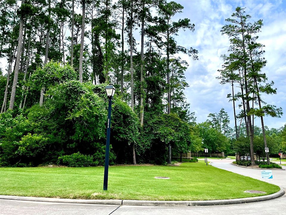 1st image of 67 N Glenwild Cir