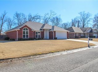 1002 Jessie Dr, Lavaca, AR 72941