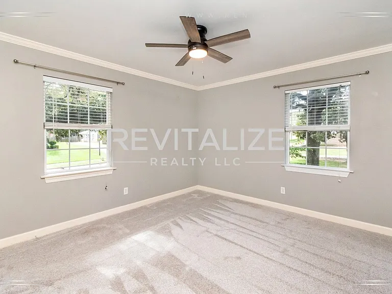 2949 Cloverland Ct — Photo 9