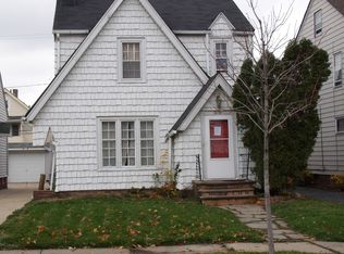 3634 Pennington Rd, Shaker Heights, OH 44120