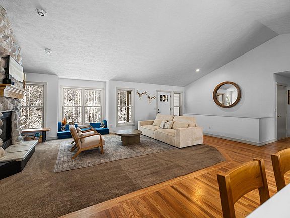 5th image of 2187 River Highlands Ln