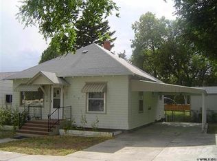 2118 W B St, Torrington, WY 82240