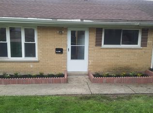 9471 Sumac Rd APT B, Des Plaines, IL 60016