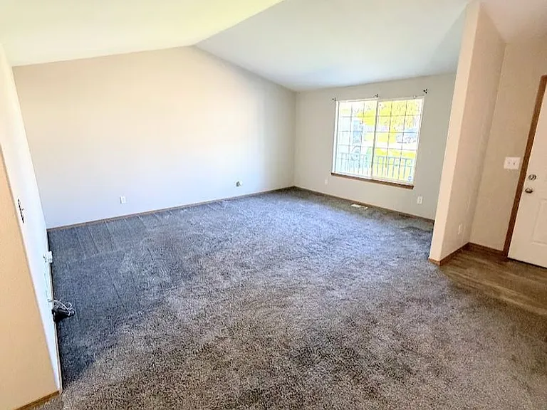 5188 Perry St NE — Photo 5