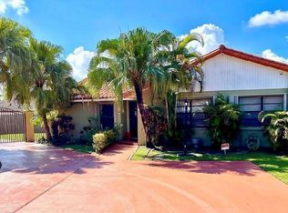 726 SW 101st Court Cir, Miami, FL 33174