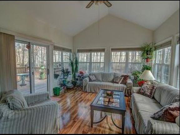 2nd image of 180 Royal Oak Drive