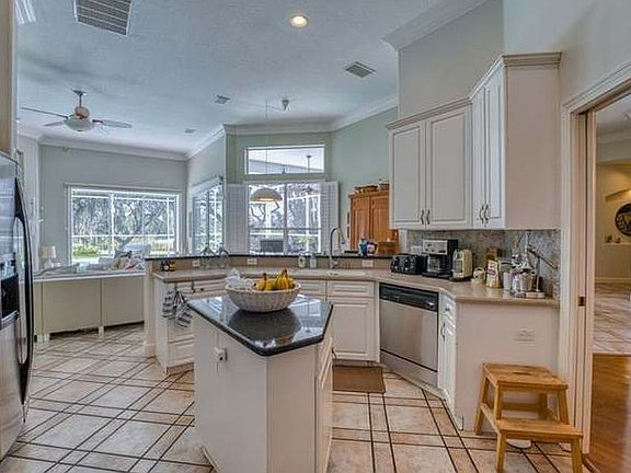 4th image of 3619 Winding Lake Cir