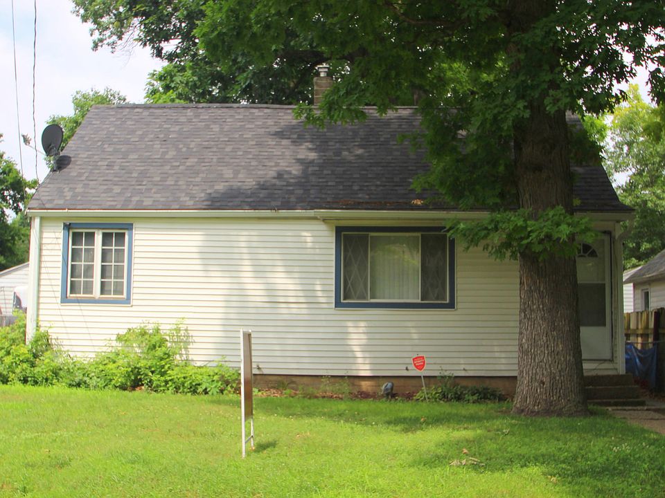 1st image of 811 Norwich Ave SW