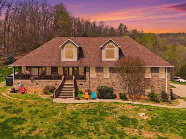 741 Clinch Valley Rd, Powder Springs, TN 37848