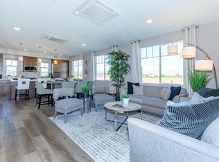 2840 Wagon Wheel Rd #302, Oxnard, CA 93036