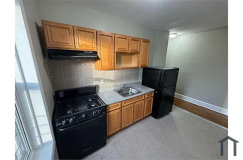 196 Roseville Ave Photo 1