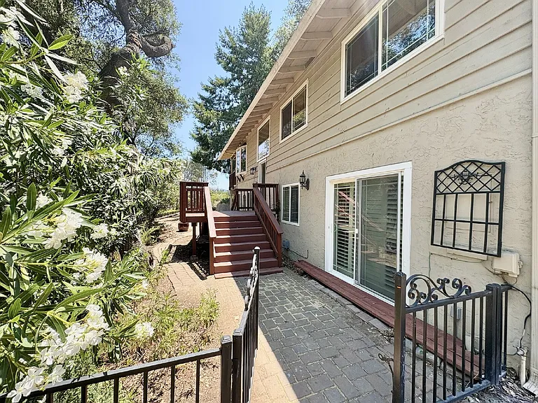17420 Blue Jay Ct — Photo 4
