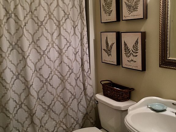 5th image of 498 Silver Water Ln