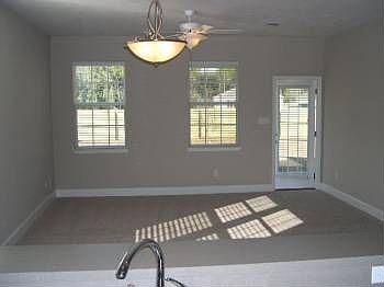 3rd image of 810 Brooke Manor Dr
