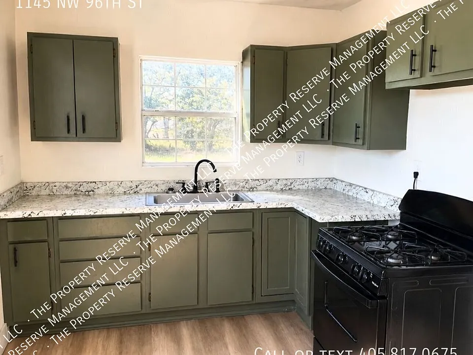 1145 NW 96th St
