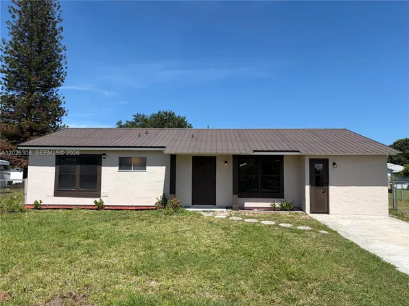 653 Atlas Ave NE, Palm Bay, FL 32905