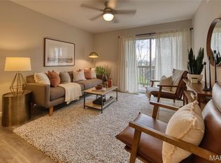 757 Ridgeside Dr APT F, Ballwin, MO 63021