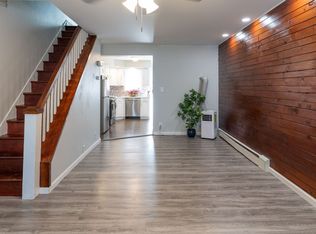 1515 S Bailey St, Philadelphia, PA 19146