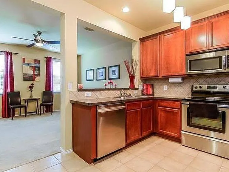 3049 Stone Forest Cir — Photo 4