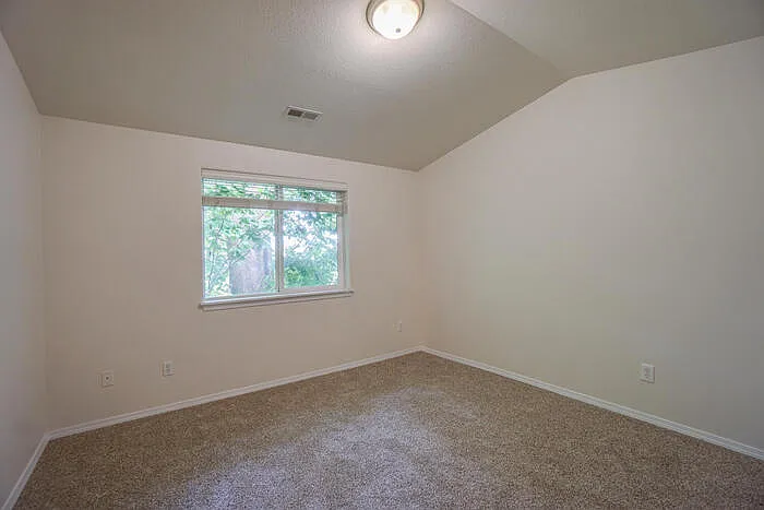 13911 NE 7th Ct — Photo 24