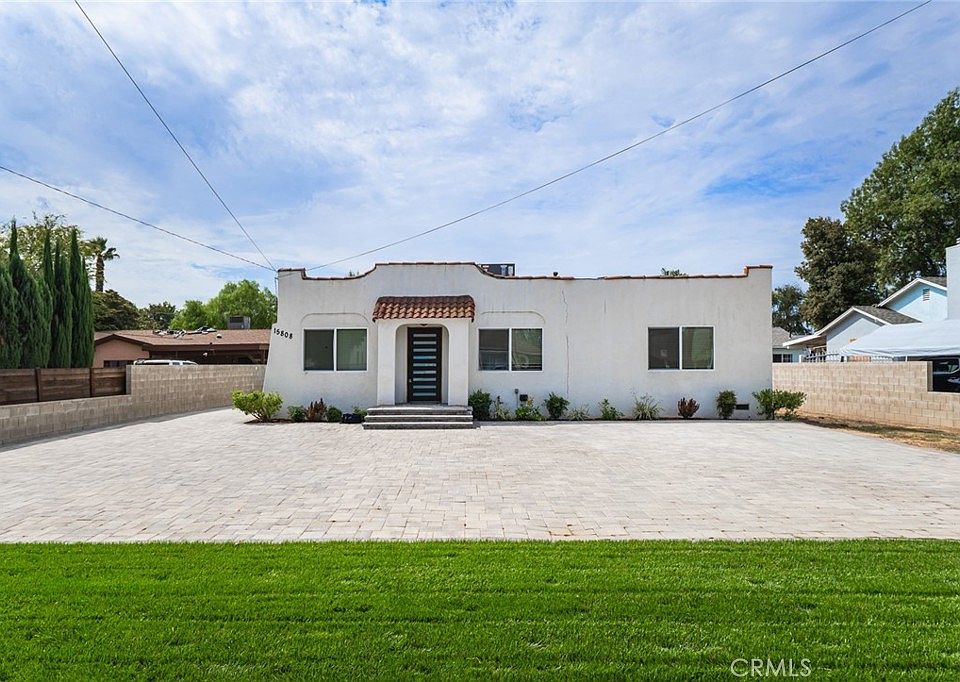 1st image of 15808 Marlin Pl