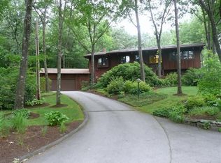 7 Van Dyke Rd, Hollis, NH 03049