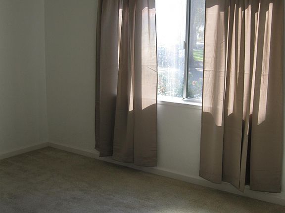 5th image of 2271 Homewood Dr