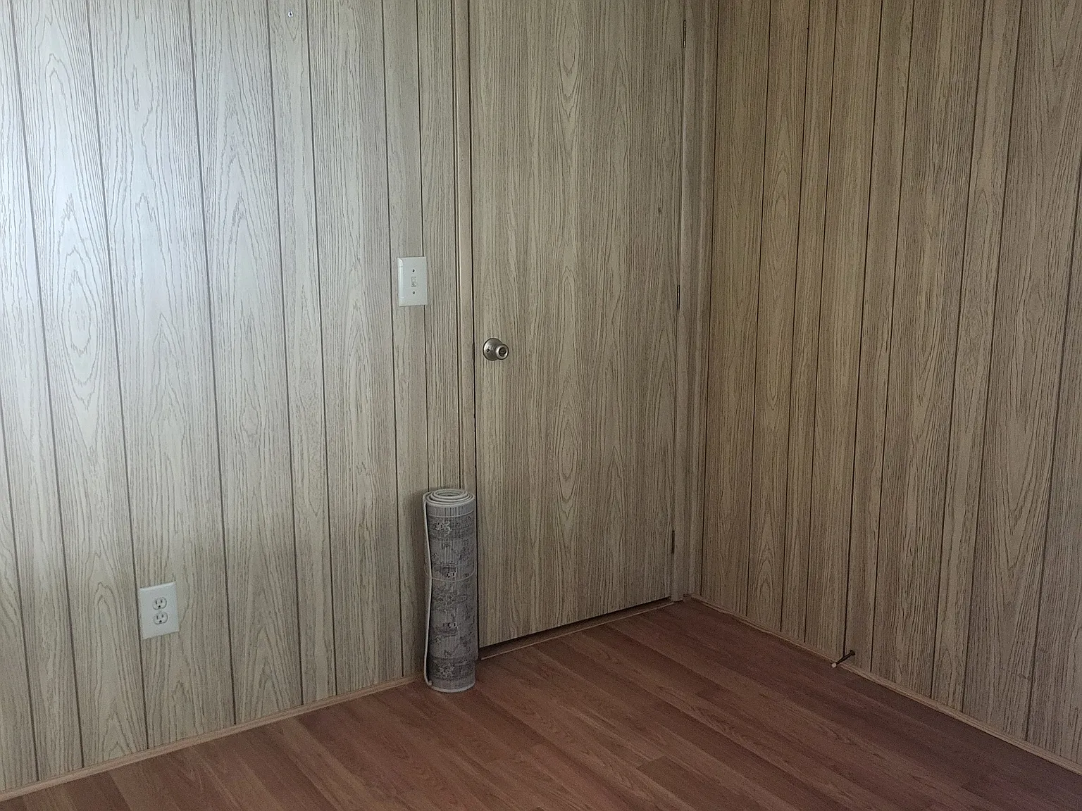 3 bed, 1392 sqft, $900 — Photo 3