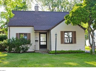 421 Elmwood Rd, Bay Village, OH 44140