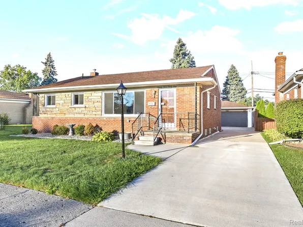 9334 Joseph Ave, Allen Park, MI 48101