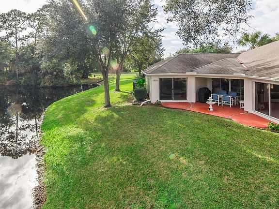 5th image of 36 Sherrington Dr