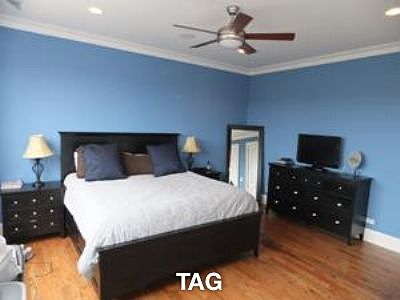 1st image of 842 W Belle Plaine Ave #1