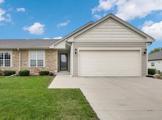 639 Farmstead Ct #639, Slinger, WI 53086