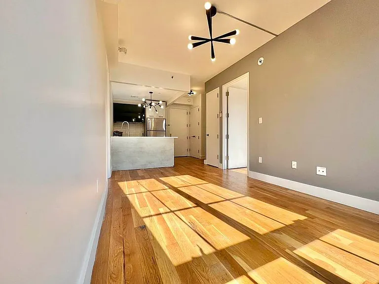 12 Ford St #7C — Photo 6