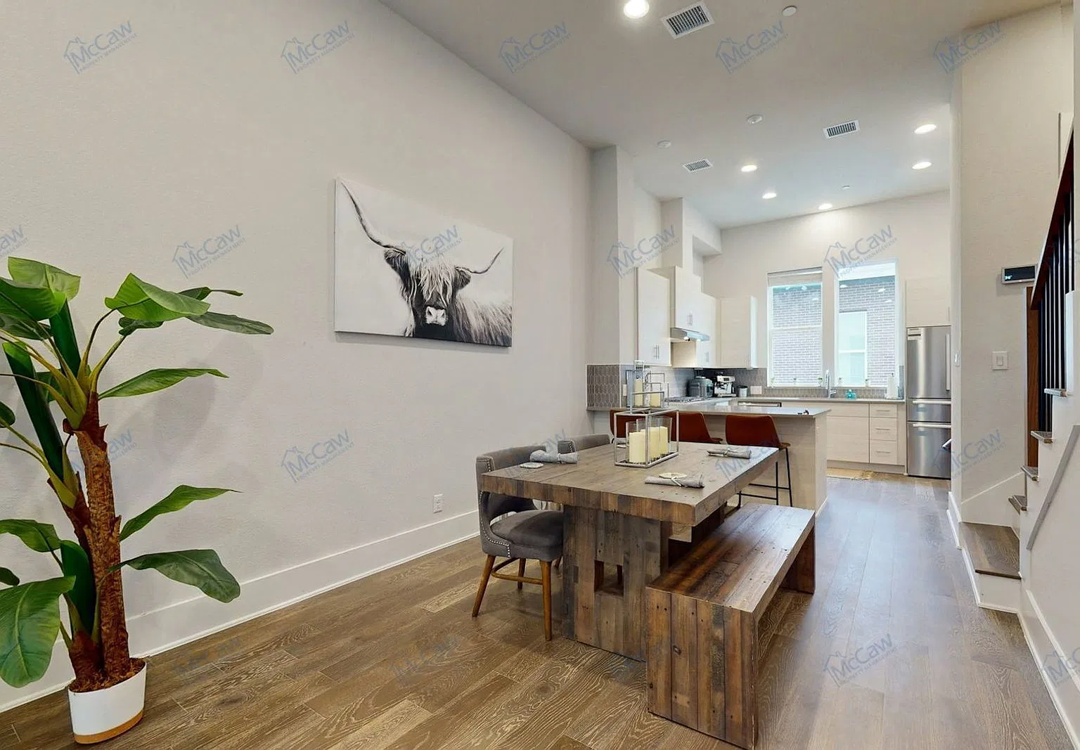 2 bed, 2.5 bath, 1400 sqft, $2,995 — Photo 3