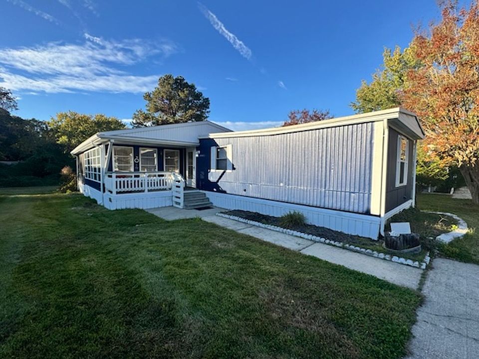 1st image of 17236 Pine Water Dr