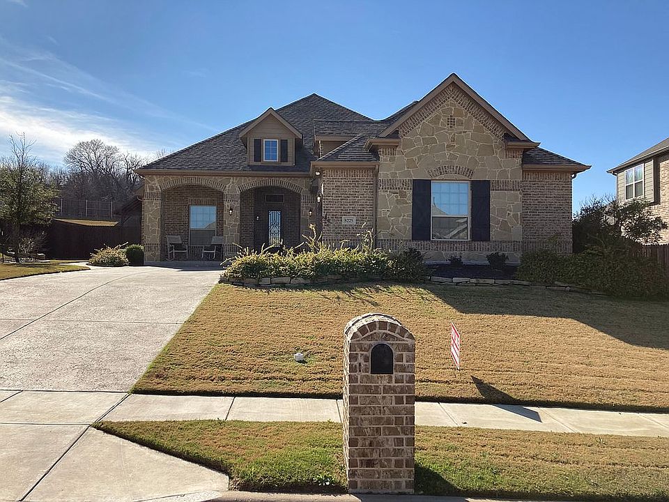 1st image of 8225 Western Lakes Dr