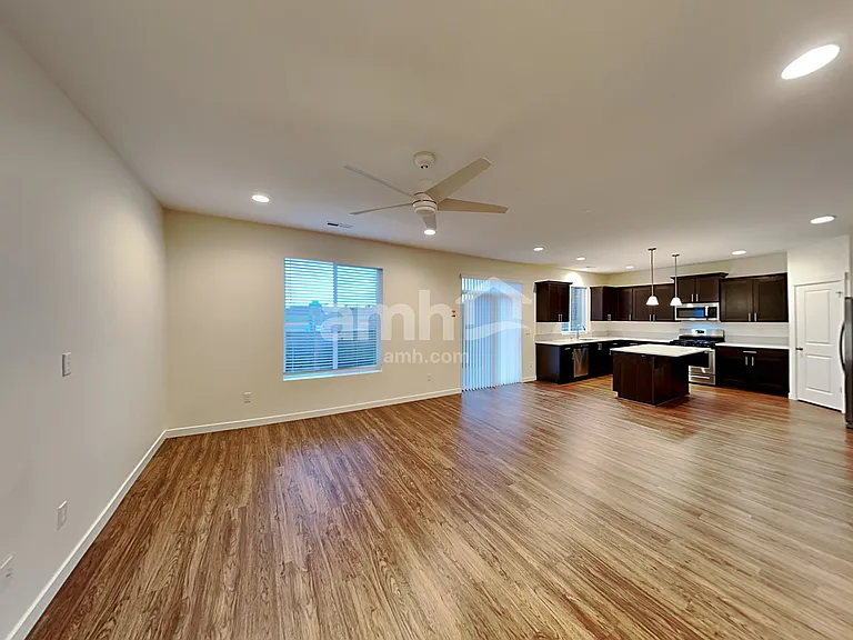 1318 NE 11th Ave — Photo 5