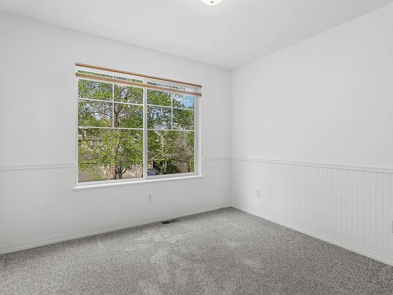658 Wild Ridge Cir — Photo 23