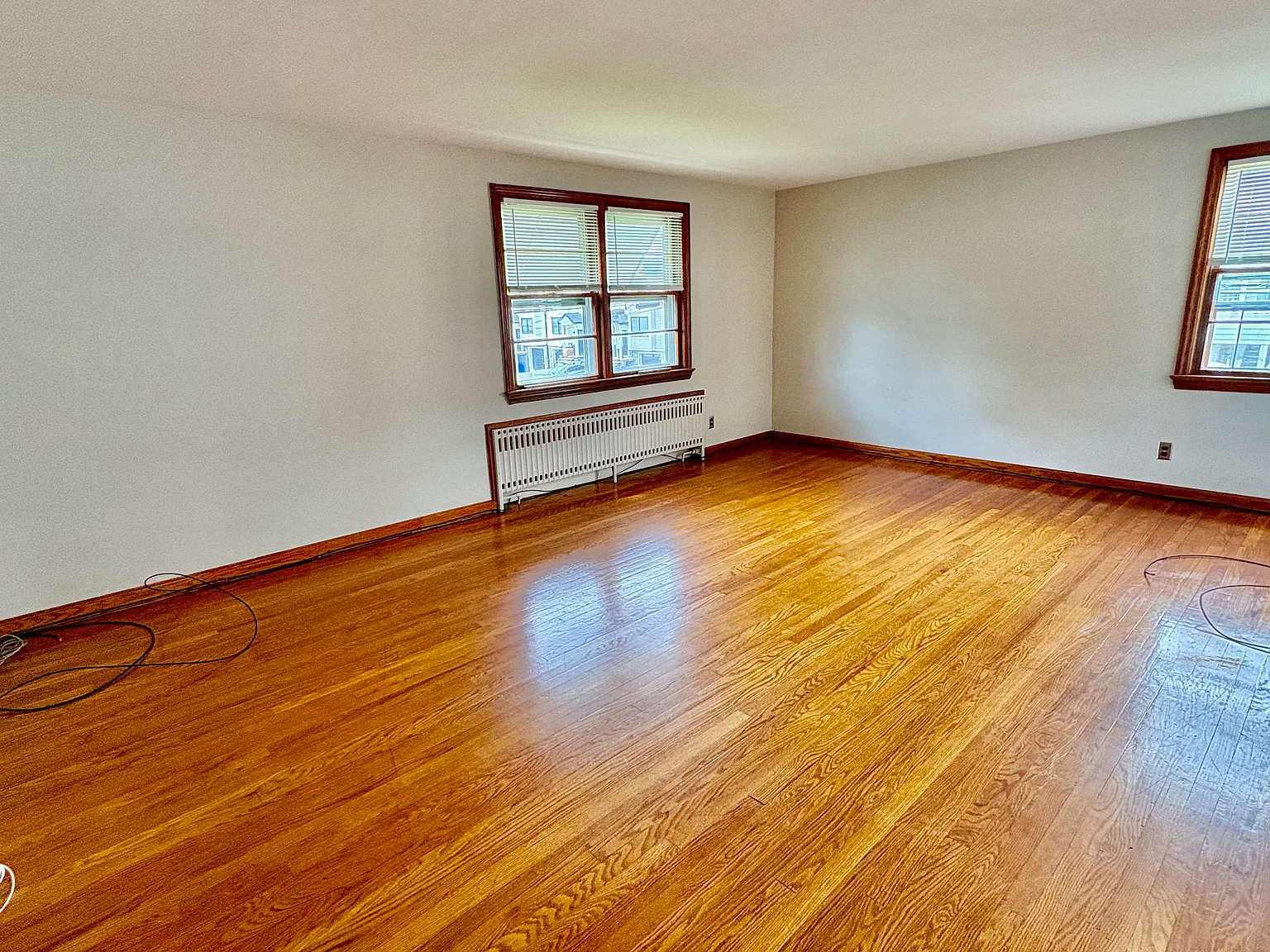 2 bed, 1350 sqft, $1,800 — Photo 4