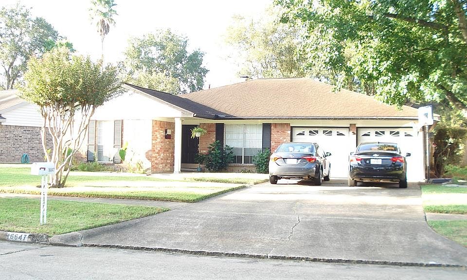1st image of 16647 Gaelic Ln