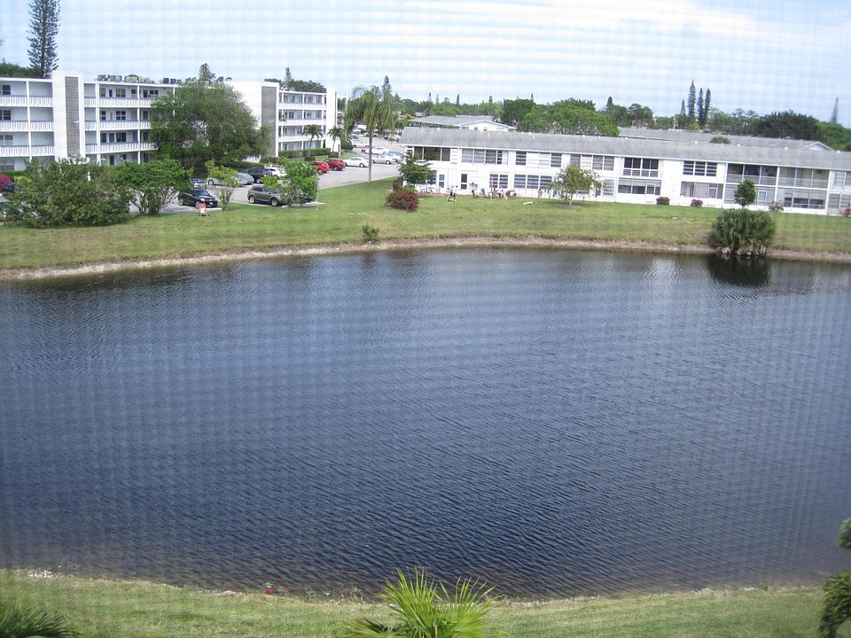 1st image of 4047 N Newport #4047