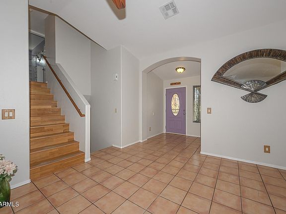 3rd image of 3100 W FRANKFURT Drive
