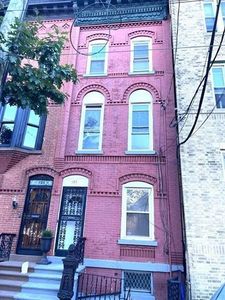 137 Palisade Ave, Jersey City, NJ, 07306