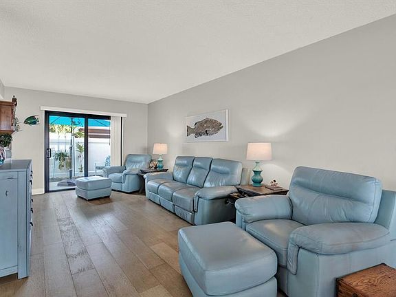 4th image of 9209 Seminole Blvd APT 14
