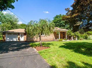 31 Hill Rd, Hillsborough, NJ 08844