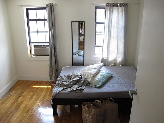 5th image of 243 Irving Ave #3RR