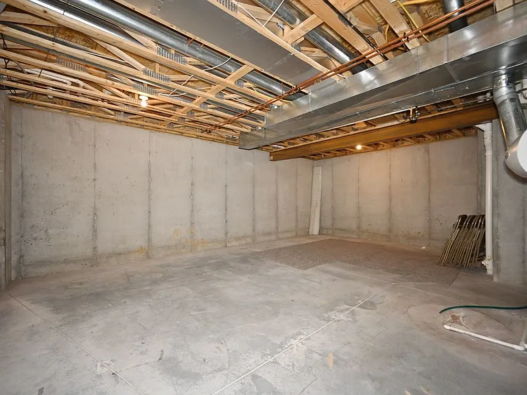 13120 NW Ridgeview Dr — Photo 16